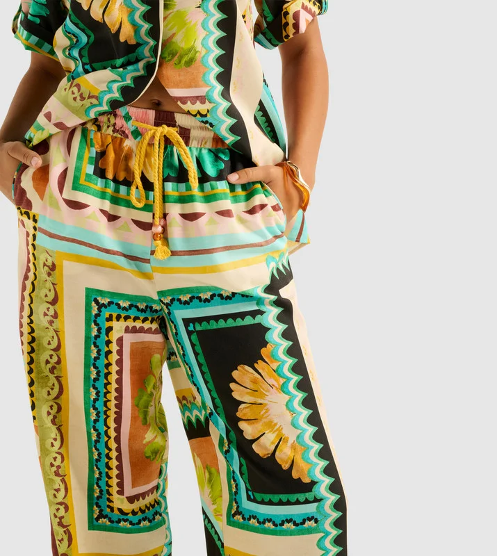 forever new  Juno Drawstring Straight Leg Pant for Women | Best Price UAE